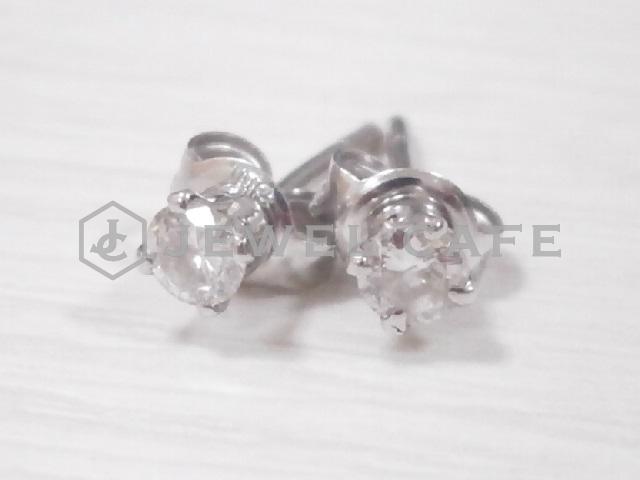 ピアス Pt850 D0.11ct